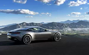   Aston Martin DB11 UK-spec - 2016
