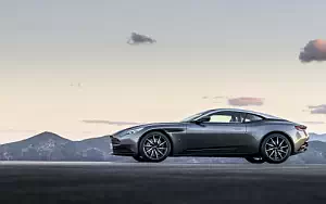  Aston Martin DB11 UK-spec - 2016