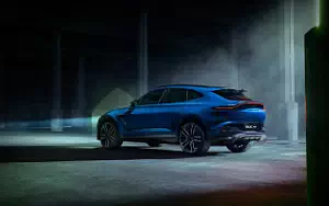   Aston Martin DBX707 - 2022