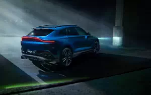   Aston Martin DBX707 - 2022