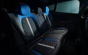   Aston Martin DBX707 - 2022