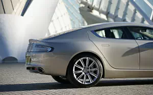   Aston Martin Rapide (Silver Blonde) - 2010