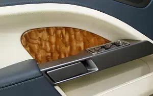   Aston Martin Rapide (Silver Blonde) - 2010