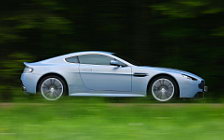   Aston Martin V12 Vantage Mako Blue - 2009