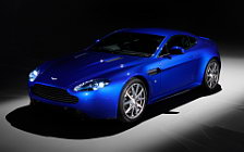  Aston Martin V8 Vantage S - 2011