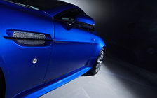   Aston Martin V8 Vantage S - 2011