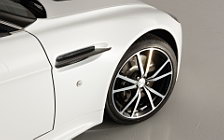   Aston Martin V8 Vantage N420 - 2010