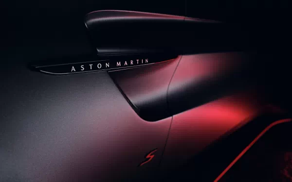 ���� ���������� Aston Martin Vantage S - 2025