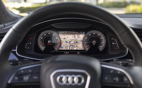 ���� ���������� Audi Q8 55 TFSI quattro S line (Sakhir Gold Metallic) US-spec - 2025