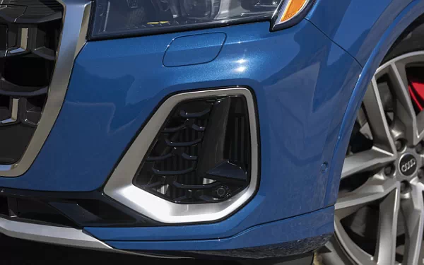 ���� ���������� Audi SQ7 TFSI (Ascari Blue Metallic) US-spec - 2025