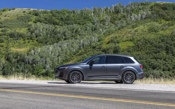 ���� ���������� Audi SQ7 TFSI Black Optic Package (Daytona Grey) US-spec - 2025