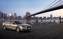   Audi A8 - 2010