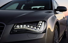   Audi A8 - 2010