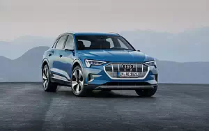   Audi e-tron - 2019