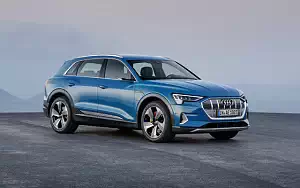   Audi e-tron - 2019