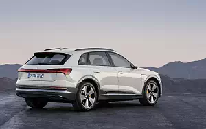   Audi e-tron - 2019