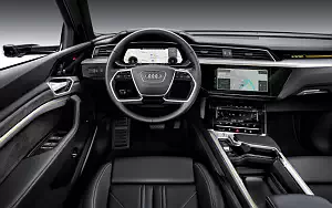   Audi e-tron - 2019