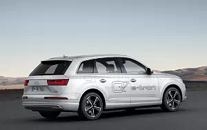   Audi Q7 e-tron 3.0 TDI quattro - 2009