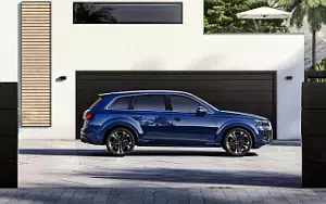   Audi Q7 55 TFSI quattro S line - 2024