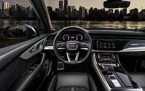   Audi Q7 55 TFSI quattro S line - 2024