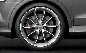   Audi RS Q3 - 2013