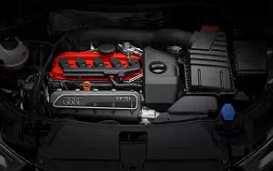   Audi RS Q3 - 2013