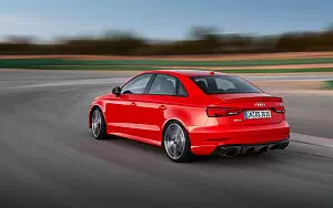   Audi RS3 Sedan - 2016