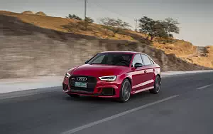   Audi RS3 Sedan - 2017