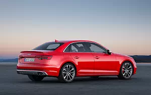  Audi S4 - 2009