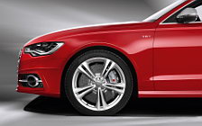   Audi S6 - 2011