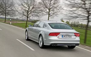   Audi S7 Sportback - 2012