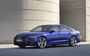   Audi S8 - 2021