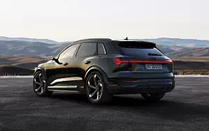   Audi SQ8 e-tron quattro - 2022