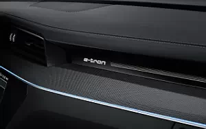   Audi SQ8 Sportback e-tron quattro - 2022