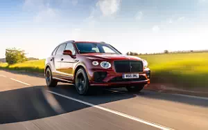   Bentley Bentayga Hybrid First Edition (Dragon Red) UK-spec - 2021
