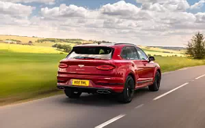   Bentley Bentayga Hybrid First Edition (Dragon Red) UK-spec - 2021