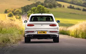   Bentley Bentayga Hybrid First Edition (Ghost White) UK-spec - 2021