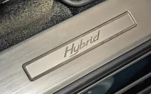   Bentley Bentayga Hybrid (Viridian) UK-spec - 2021