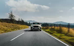   Bentley Bentayga Hybrid UK-spec - 2021
