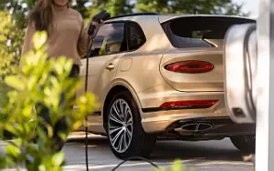   Bentley Bentayga Hybrid UK-spec - 2021