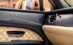   Bentley Bentayga Hybrid UK-spec - 2021