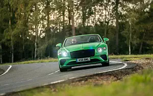   Bentley Continental GT V8 Convertible (Apple Green) UK-spec - 2020
