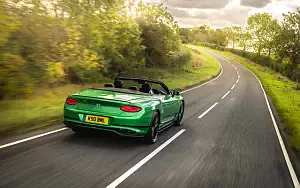   Bentley Continental GT V8 Convertible (Apple Green) UK-spec - 2020