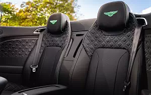   Bentley Continental GT V8 Convertible (Apple Green) UK-spec - 2020
