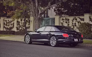   Bentley Flying Spur US-spec - 2021