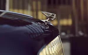   Bentley Flying Spur US-spec - 2021