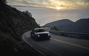   Bentley Flying Spur Hybrid (Azure Purple) US-spec - 2022
