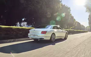   Bentley Flying Spur Hybrid Odyssean Edition US-spec - 2022