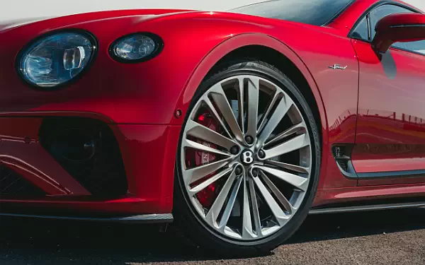 ���� ���������� Bentley Continental GT Speed (Candy Red) - 2021