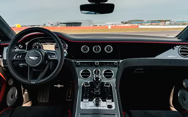 ���� ���������� Bentley Continental GT Speed (Candy Red) - 2021